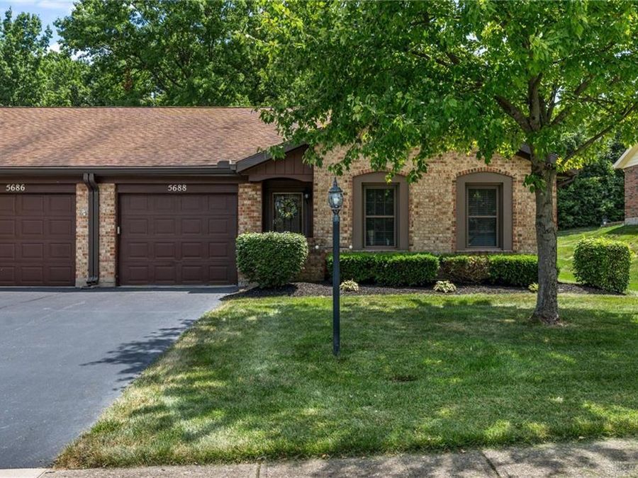 5688 Cobblegate Drive, Dayton, OH 45449 Photo 1