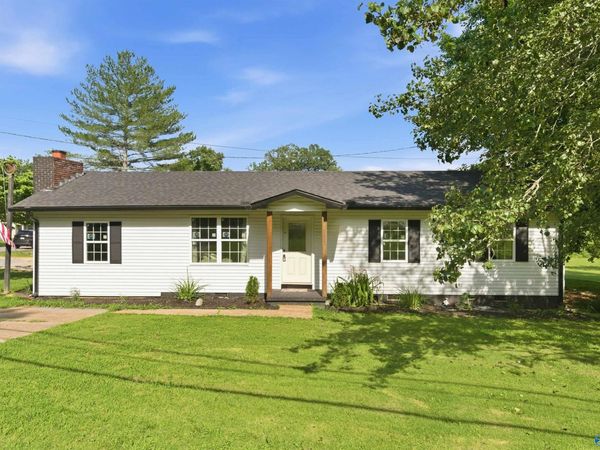 812 Tupelo Pike, Scottsboro, AL 35768