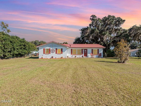404 Grand Rondo , Unit E, Crescent City, FL 32112