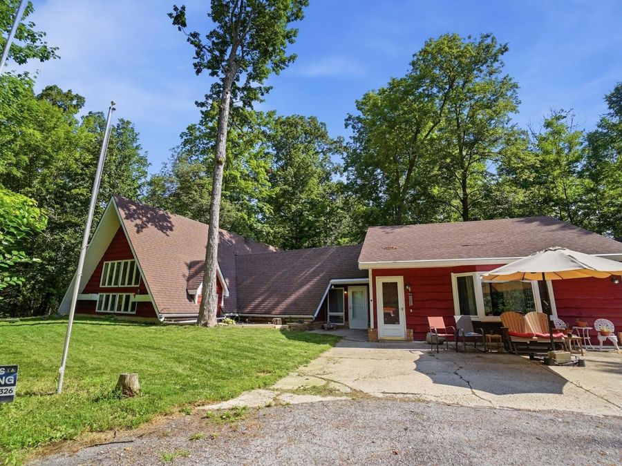 24545 Fairmount Road, Waynesfield, OH 45896 Photo 1