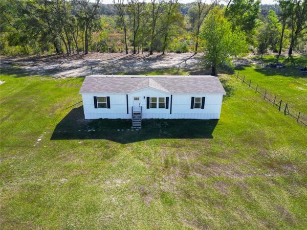 5570 NE 76TH TERRACE , HIGH SPRINGS, FL 32643