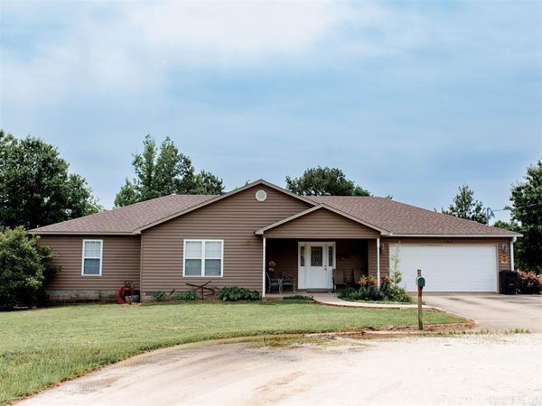 149 Sir Ian , Bismarck, AR 71929