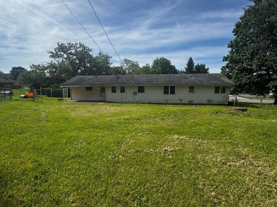 2136 E Home Road , Springfield, OH 45503 Photo 1