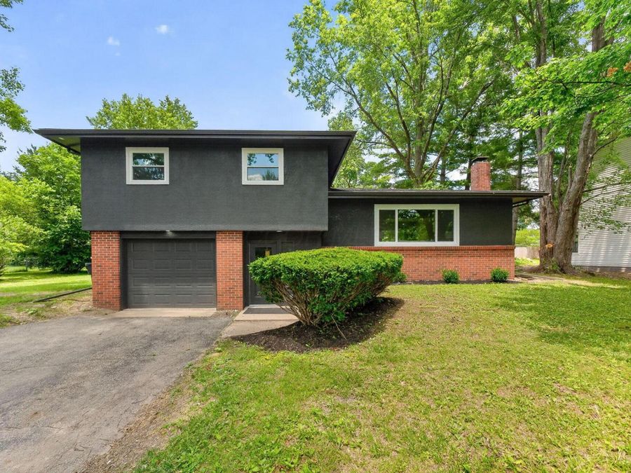 218 Blacks Road SW, Pataskala, OH 43062 Photo 1