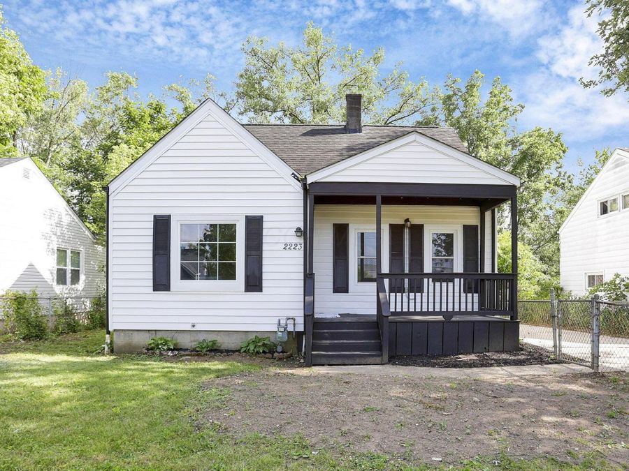 2223 Delavan Drive , Columbus, OH 43219 Photo 1