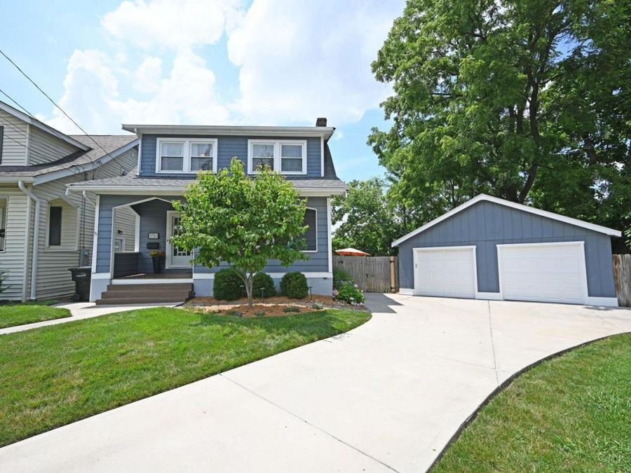 2720 Alberts Court, Cincinnati, OH 45209 Photo 2