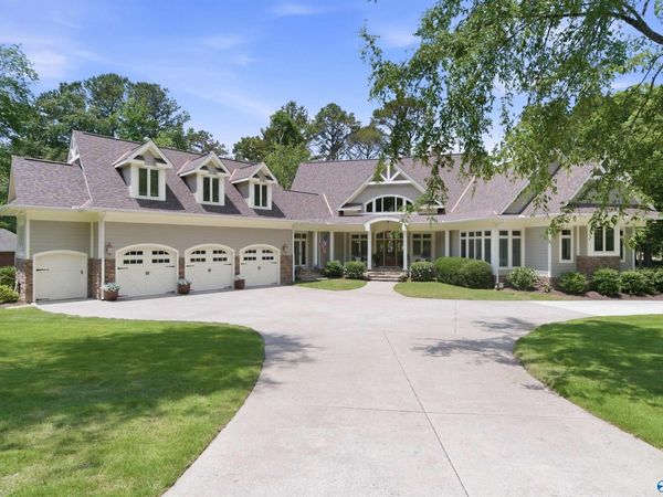 750 Cherokee Ridge Drive, Union Grove, AL 35175