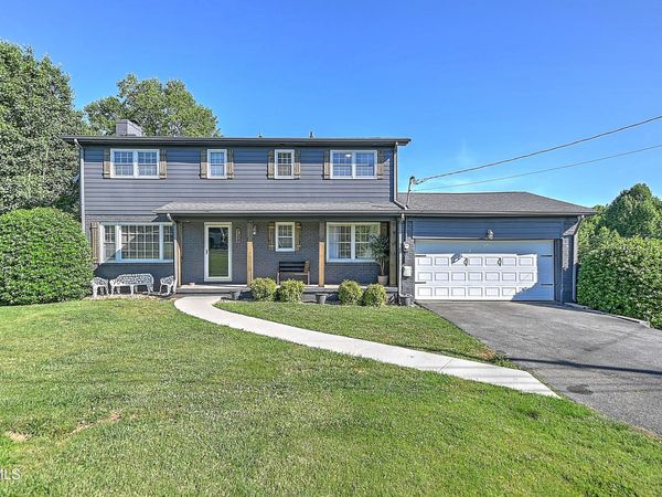 733 Navaho Trail, Bristol, VA 24201