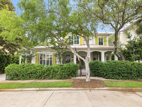 20 Place De La Fontaine, Miramar Beach, FL 32550