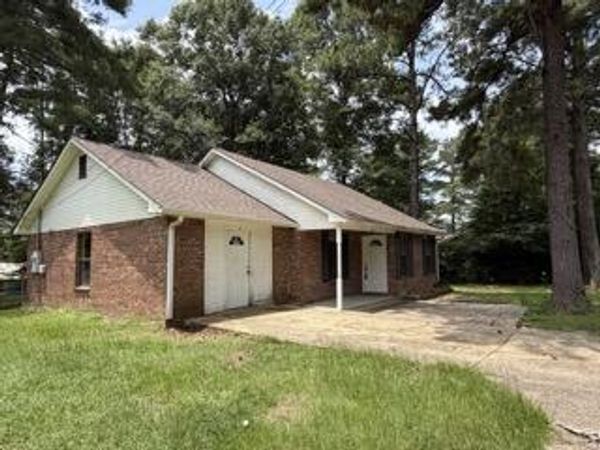 1862 Old Richton, Petal, MS 39465