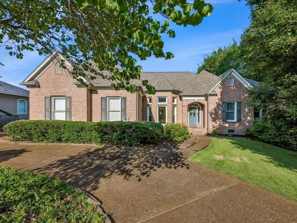 7661 SPIRIT LAKE CV, Memphis, TN 38016