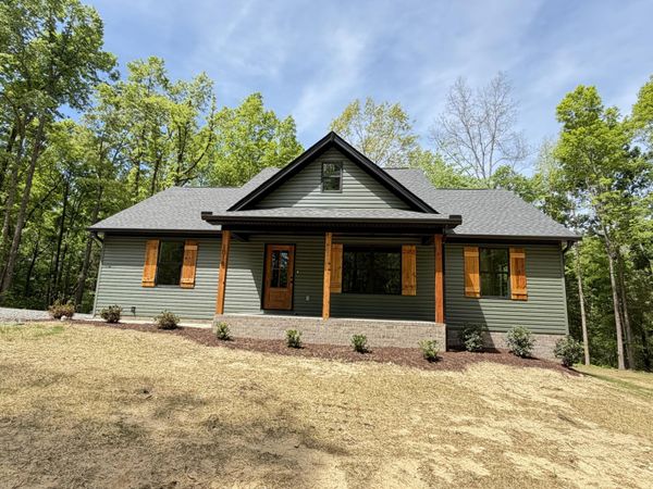 1015 Mt Olive Rd , Westmoreland, TN 37186
