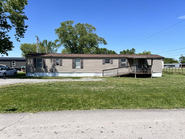 309 Oak St , Portland, TN 37148