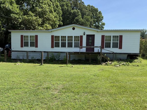 8356 Barren Fork Ln , Bon Aqua, TN 37025