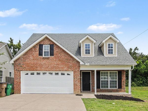 1069 Lakewalk Dr , Antioch, TN 37013