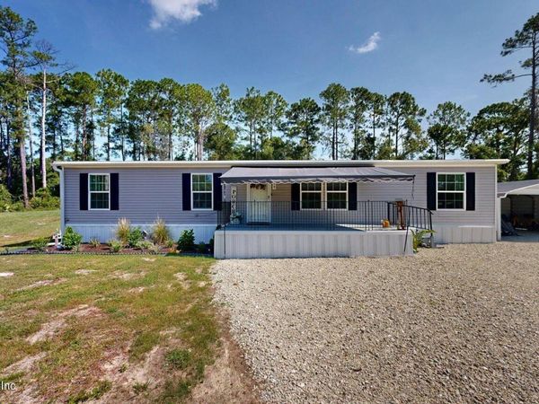 114 N JANET Drive, Crescent City, FL 32112