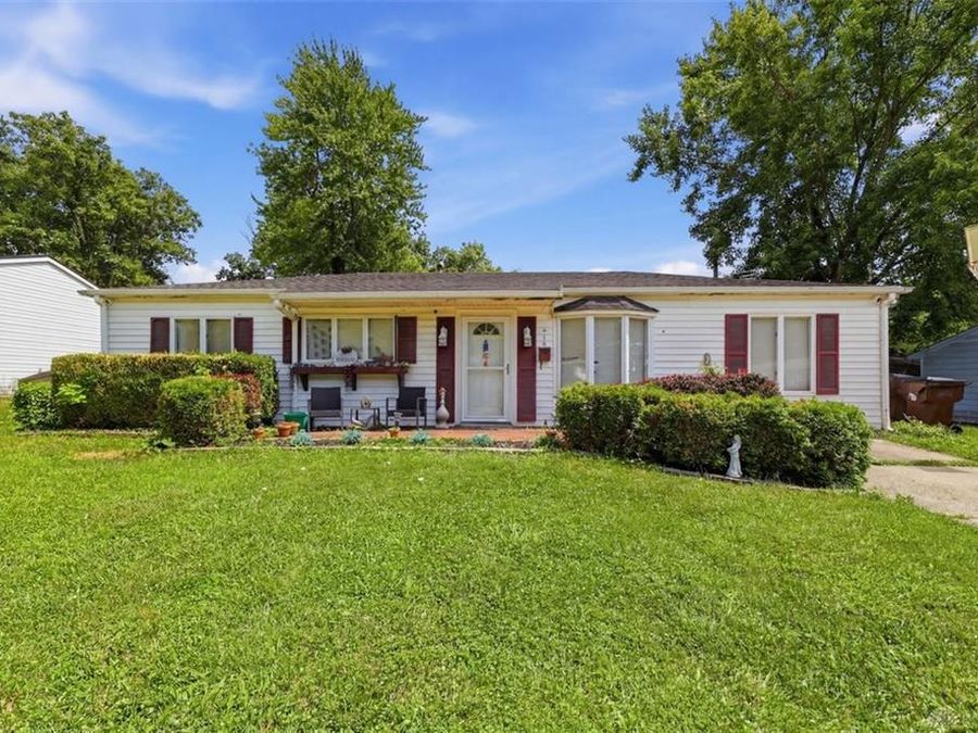 318 Millard Drive, Franklin, OH 45005 Photo 1