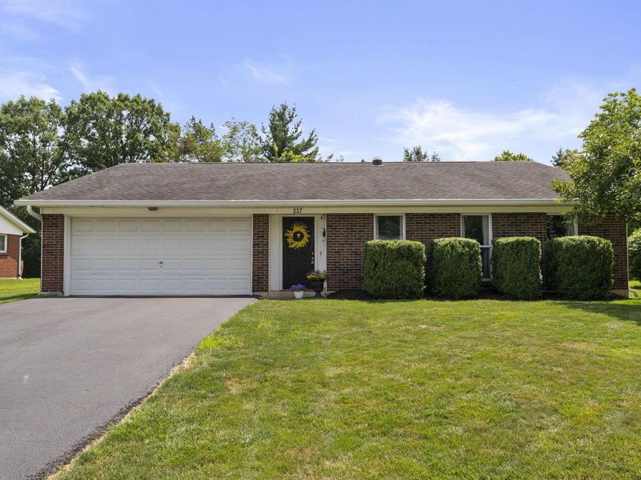 237 Barcelona Avenue , Westerville, OH 43081 Photo 1