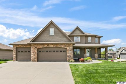 1504 S 210 Street, Omaha, NE 68022