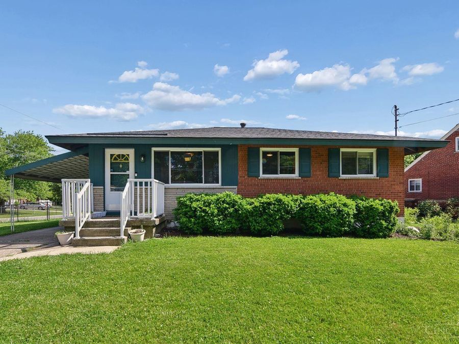 7089 Bluecrest Drive, Cincinnati, OH 45230 Photo 1
