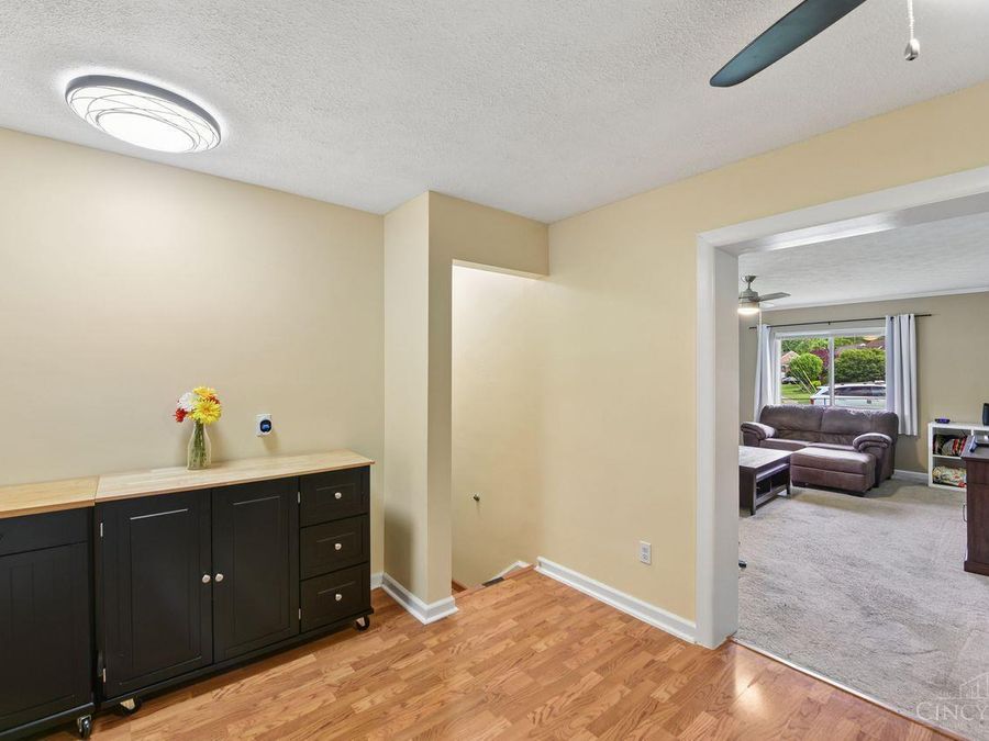 7089 Bluecrest Drive, Cincinnati, OH 45230 Photo 10