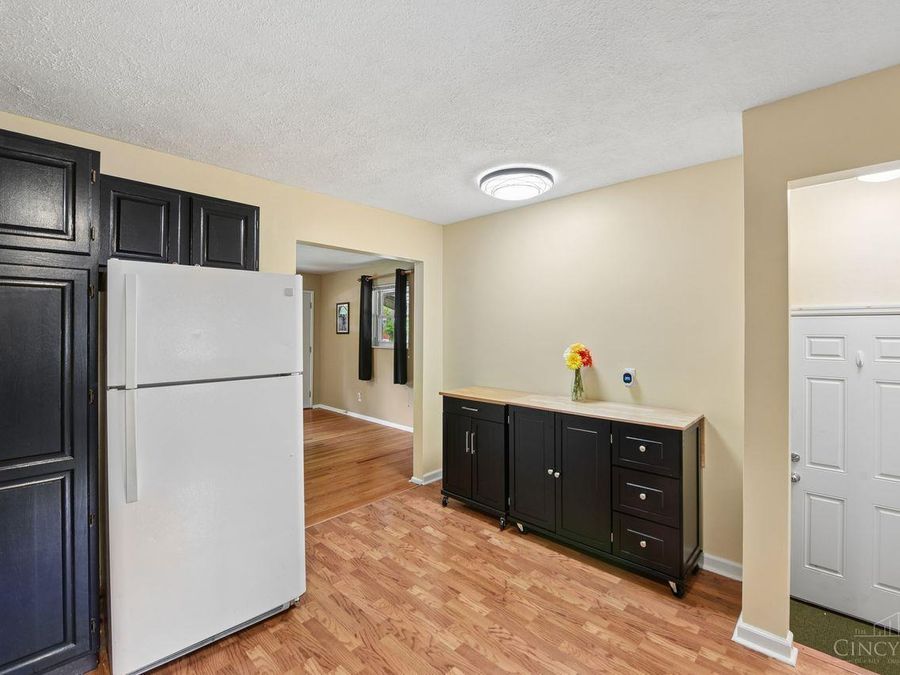 7089 Bluecrest Drive, Cincinnati, OH 45230 Photo 9