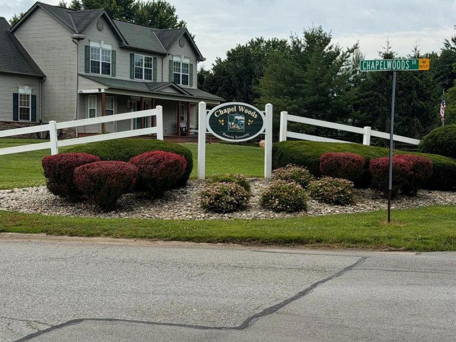 1806 Chapel Woods Drive, Batavia Township, OH 45103 Photo 2