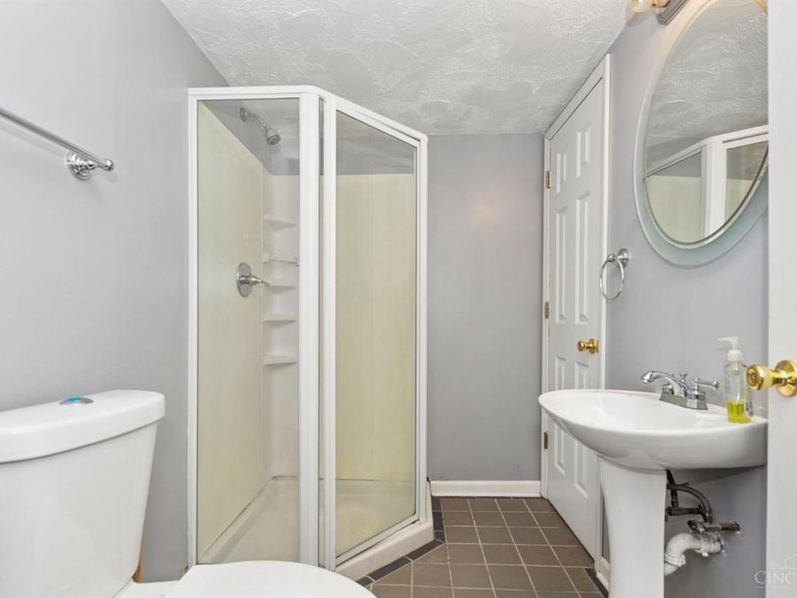 1806 Chapel Woods Drive, Batavia Township, OH 45103 Photo 23