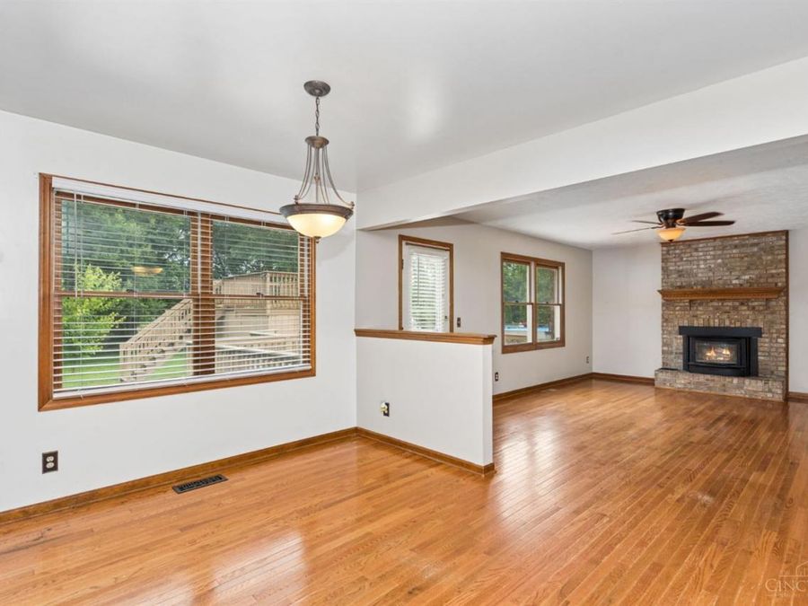 1806 Chapel Woods Drive, Batavia Township, OH 45103 Photo 4