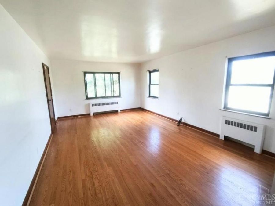 2449 Ferguson Road, Cincinnati, OH 45238 Photo 2