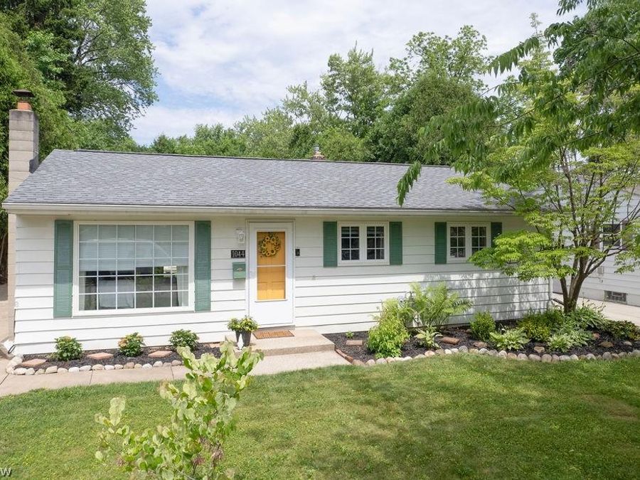 1044 Ellsworth Drive , Akron, OH 44313 Photo 1