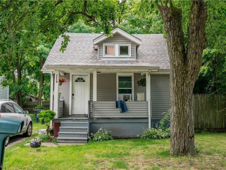 982 Eva Avenue , Akron, OH 44306 Photo 1
