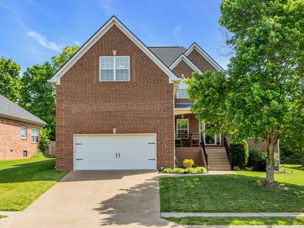 2766 Trasbin Ct , Thompsons Station, TN 37179