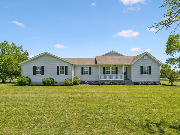 2916 Galen Rd , Lafayette, TN 37083