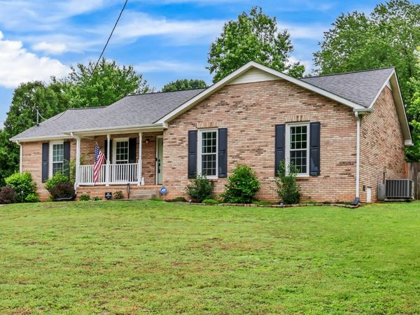 1738 Broadripple Dr , Clarksville, TN 37042