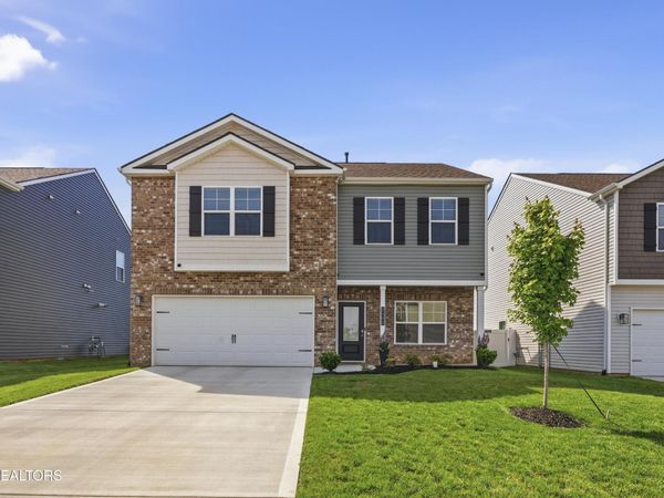 2402 Best Farms Lane , Maryville, TN 37803