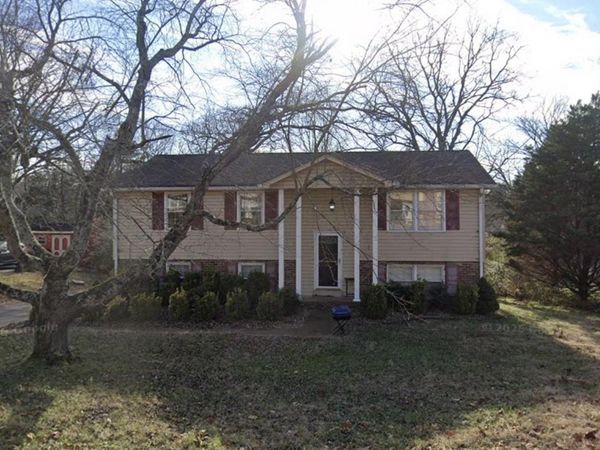 5157 Whitaker Dr , Nashville, TN 37211