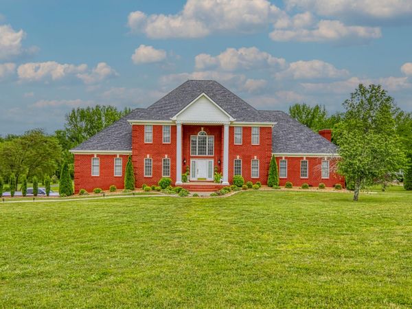 2025 Grandview Dr , Greenbrier, TN 37073