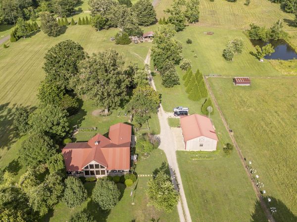2960 OAK GROVE RD, Savannah, TN 38372