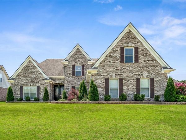8817 BRUNSWICK FARMS DR, Bartlett, TN 38002