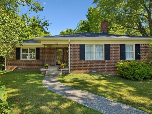 113 6th Ave , Columbia, TN 38401