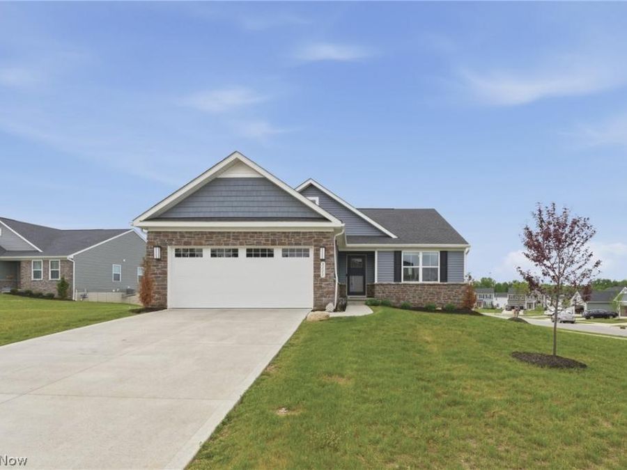 3111 Starlight Circle, Akron, OH 44312 Photo 1