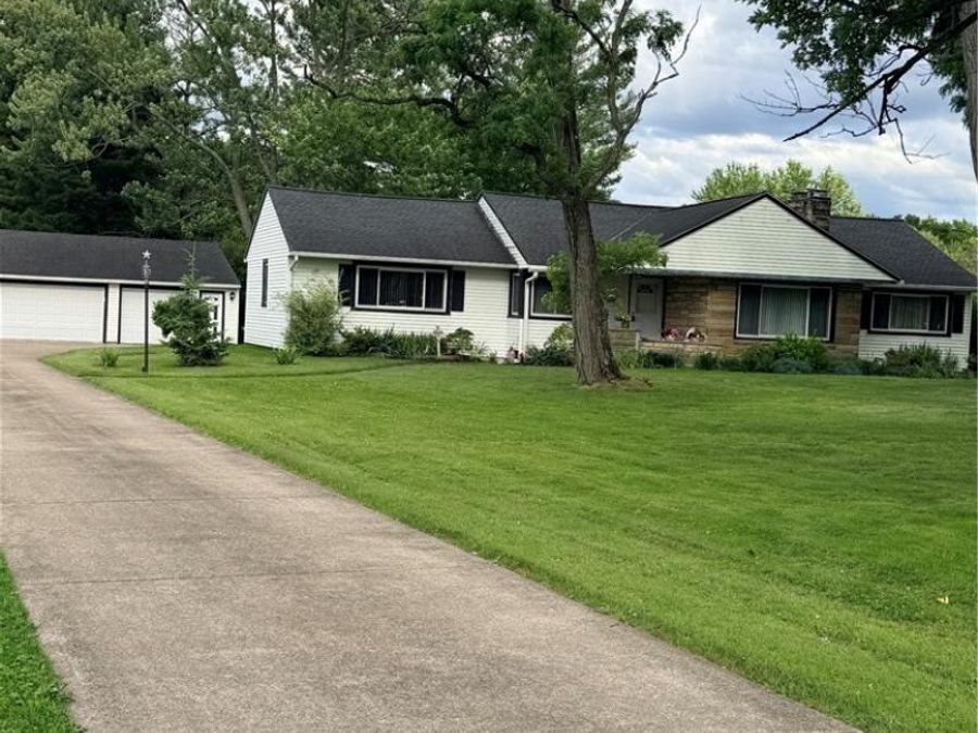 15381 Howe Road , Strongsville, OH 44136 Photo 1