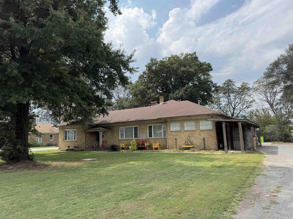 905 Buerkle N , Stuttgart, AR 72160