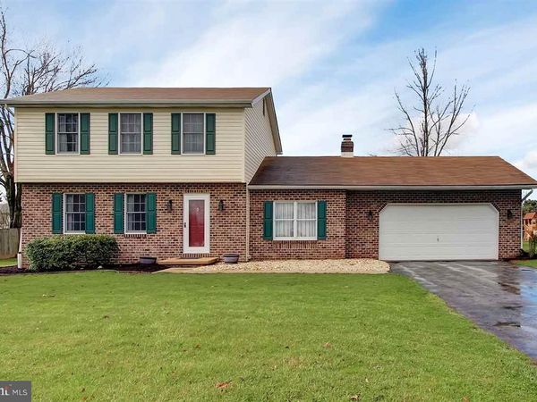 17028 MOUNT AIRY ROAD, SHREWSBURY TWP, PA 17361