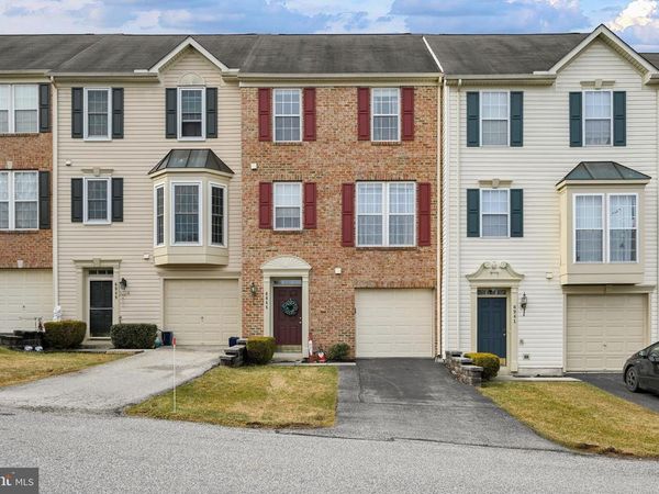 6945 S SENTINEL LANE, YORK, PA 17403