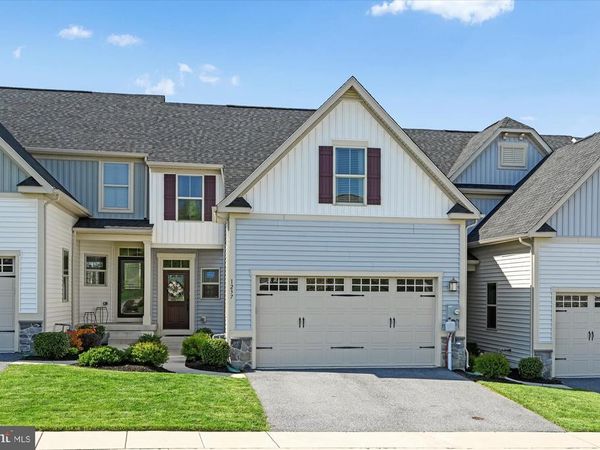 1237 FIELDBROOK CIRCLE, YORK, PA 17403