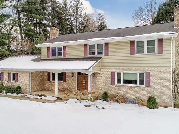 1260 SMALLBROOK LANE, YORK, PA 17403