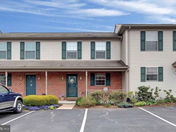 67 E 3RD AVENUE, SPRING GROVE, PA 17362