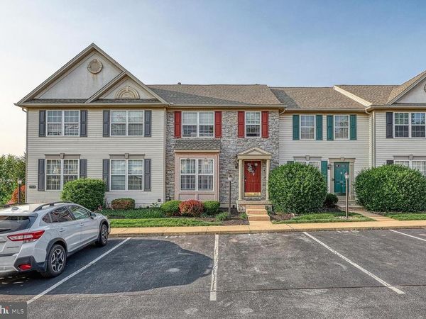 125 KATHRYN DRIVE, Unit 125D, RED LION, PA 17356